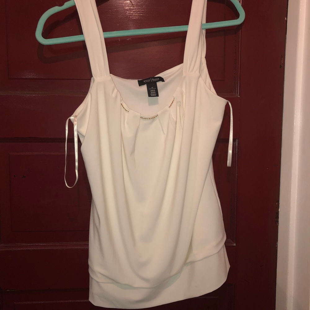 White House black market top